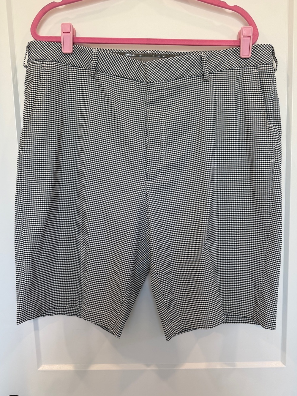 Like New! Walter Hagen Black & White Gingham Flat Front Golf Shorts